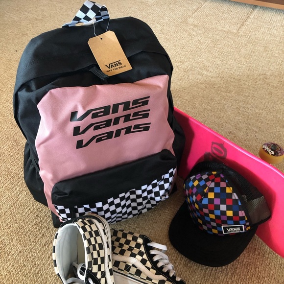 Vans Other - 🎉SALE🎉 NWT Unisex Vans “Sporty Realm” backpack.